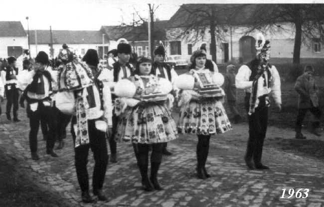 4-rok-1963.jpg