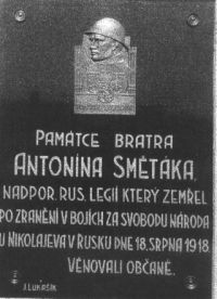 Pamětn&iacute; deska legion&aacute;ře Ant. Smět&aacute;ka